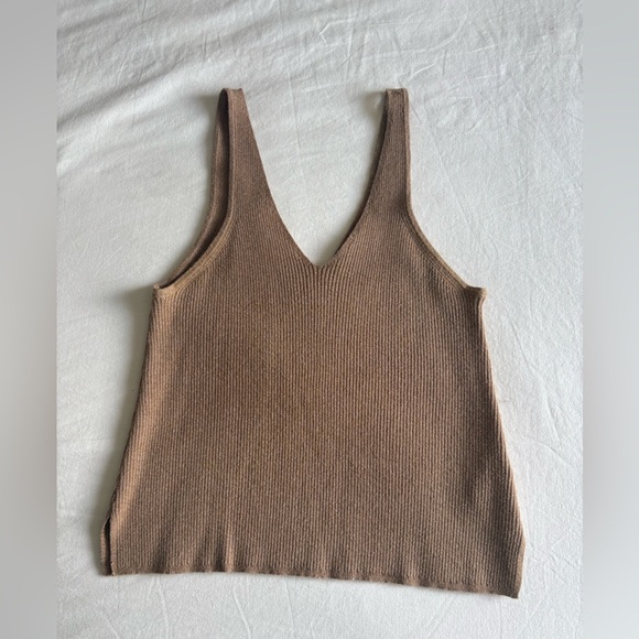 Black Tape_ Tops - Black Tape_ Ribbed V-Neck Knit Tank Top - Tan